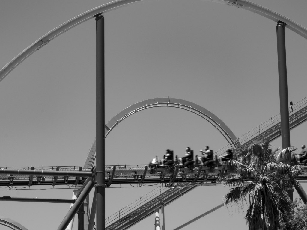 Wonder Woman: Flight of Courage.